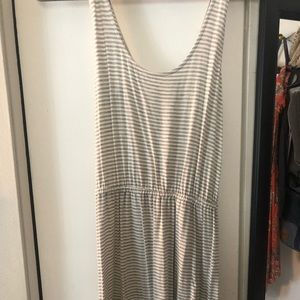 Very soft & comfortable dress